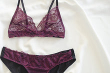 Load image into Gallery viewer, Winterberry Lace Bra