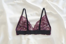 Load image into Gallery viewer, Winterberry Lace Bra