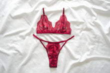 Load image into Gallery viewer, Adore Lace Set