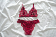 Load image into Gallery viewer, Adore Lace Set