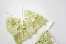 Load image into Gallery viewer, Bamboo Lace Bra