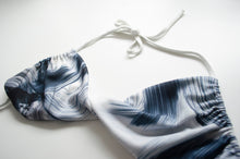 Load image into Gallery viewer, Twist Front Swim Top