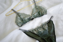 Load image into Gallery viewer, Sage Lace Set