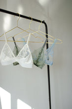 Load image into Gallery viewer, Snowdrop Bra
