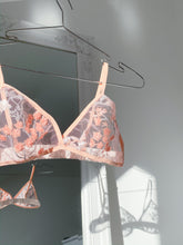 Load image into Gallery viewer, Blossom Embroidered Bra