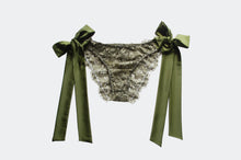 Load image into Gallery viewer, Pine Tie Side Lace Set
