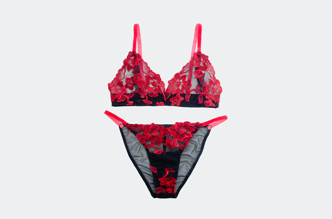 Crimson Lace Set