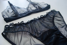 Load image into Gallery viewer, Onyx Lace Bra
