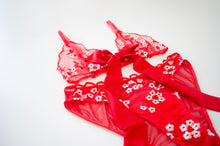 Load image into Gallery viewer, Rouge Floral Lace Set
