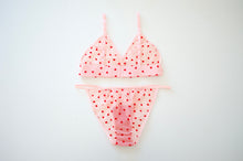 Load image into Gallery viewer, Blush Mesh Heart Set
