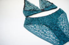 Load image into Gallery viewer, Aurora Lace Bralet
