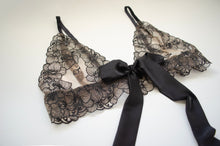 Load image into Gallery viewer, Orchid Lace Bra
