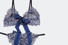 Load image into Gallery viewer, Lyra Tie Front Lace Set
