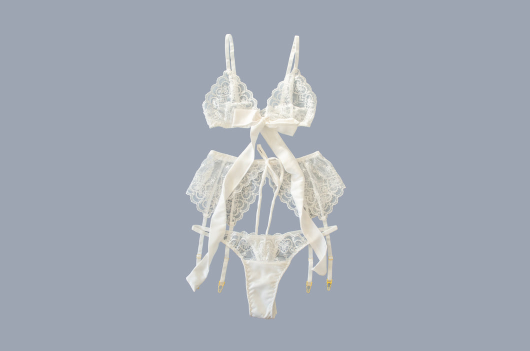 Bridal: Cherish Lace Set