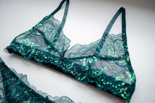 Load image into Gallery viewer, Pixie Green Metallic Lace Set
