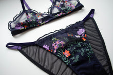 Load image into Gallery viewer, Wildflower Embroidered Mesh Set
