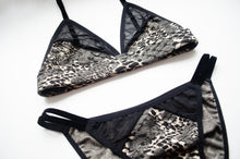 Load image into Gallery viewer, Fleck Leopard Print Jersey Set
