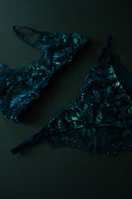 Load image into Gallery viewer, Pixie Green Metallic Lace Set
