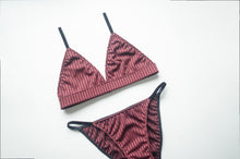 Load image into Gallery viewer, Crimson Christmas Box
