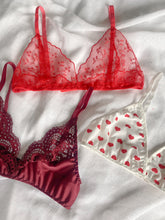 Load image into Gallery viewer, Rose Lace Set
