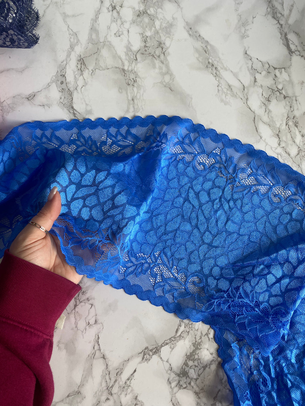 Royal blue stretch lace - 1M