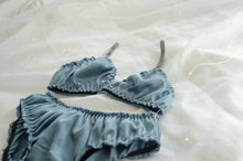 Load image into Gallery viewer, Serene Satin Set
