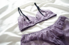 Load image into Gallery viewer, Lavender Lace Set
