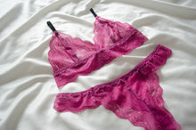 Load image into Gallery viewer, Rose Lace Set
