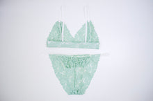 Load image into Gallery viewer, Amelia - Mint Lace Set
