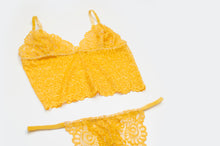 Load image into Gallery viewer, &#39;Pineapple&#39; Long Lace Bralet Set
