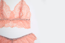 Load image into Gallery viewer, &#39;Peach&#39; Lace Set
