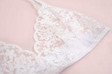 Load image into Gallery viewer, Jasmine Lace Bralet
