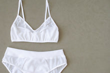 Load image into Gallery viewer, &#39;Sail&#39; Crop Bra
