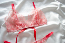 Load image into Gallery viewer, Smitten Lace Set
