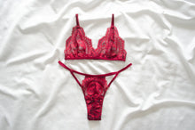 Load image into Gallery viewer, Adore Lace Set
