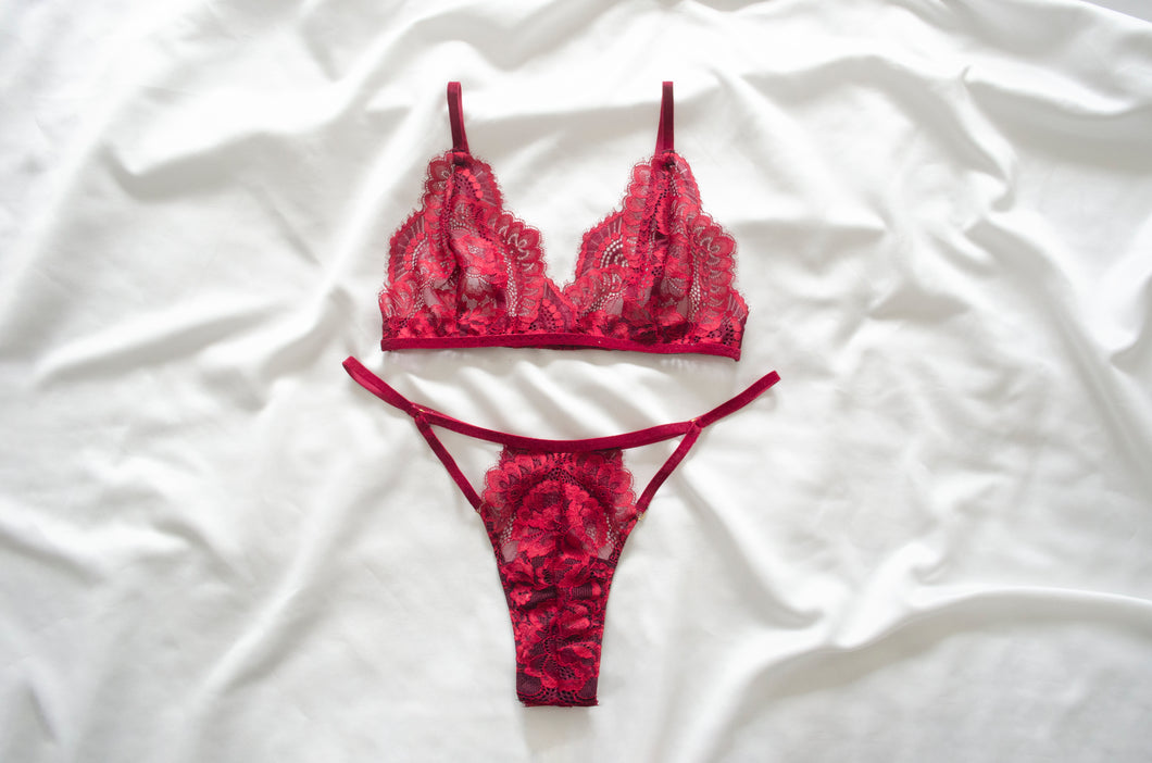 Adore Lace Set