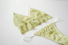Load image into Gallery viewer, Bamboo Lace Set
